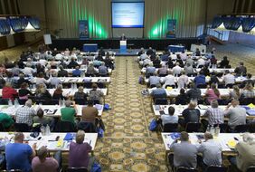 Der Saal im Maritim Hotel Travemünde - Norddeutsche Arbeitsrechtstage